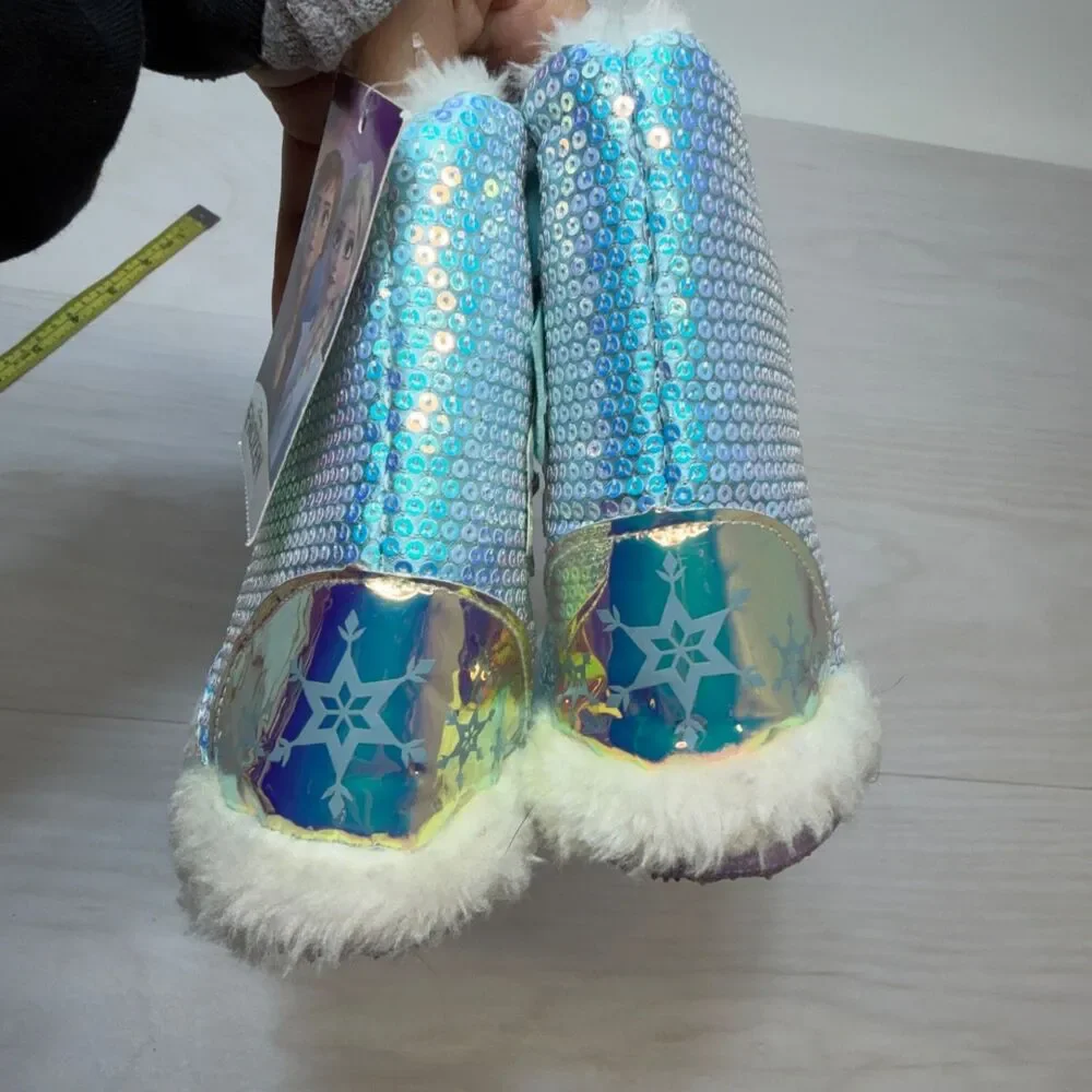 Frozen Toddler Girls Slipper Bootie Size: 5/6 New with Tags w/Free shipping NWT‎
